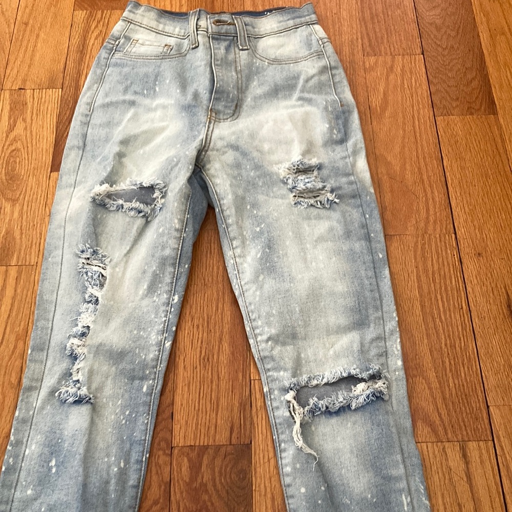 Fashion nova skinny high-waist jeans
